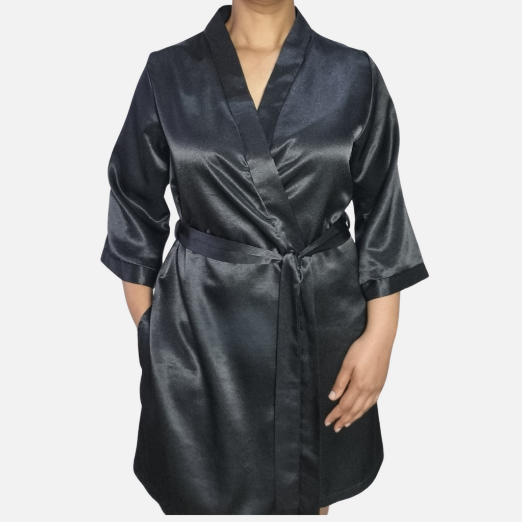 CASAVEVE MIDNIGHT TIE BLACK ROBE-FRONT MODEL